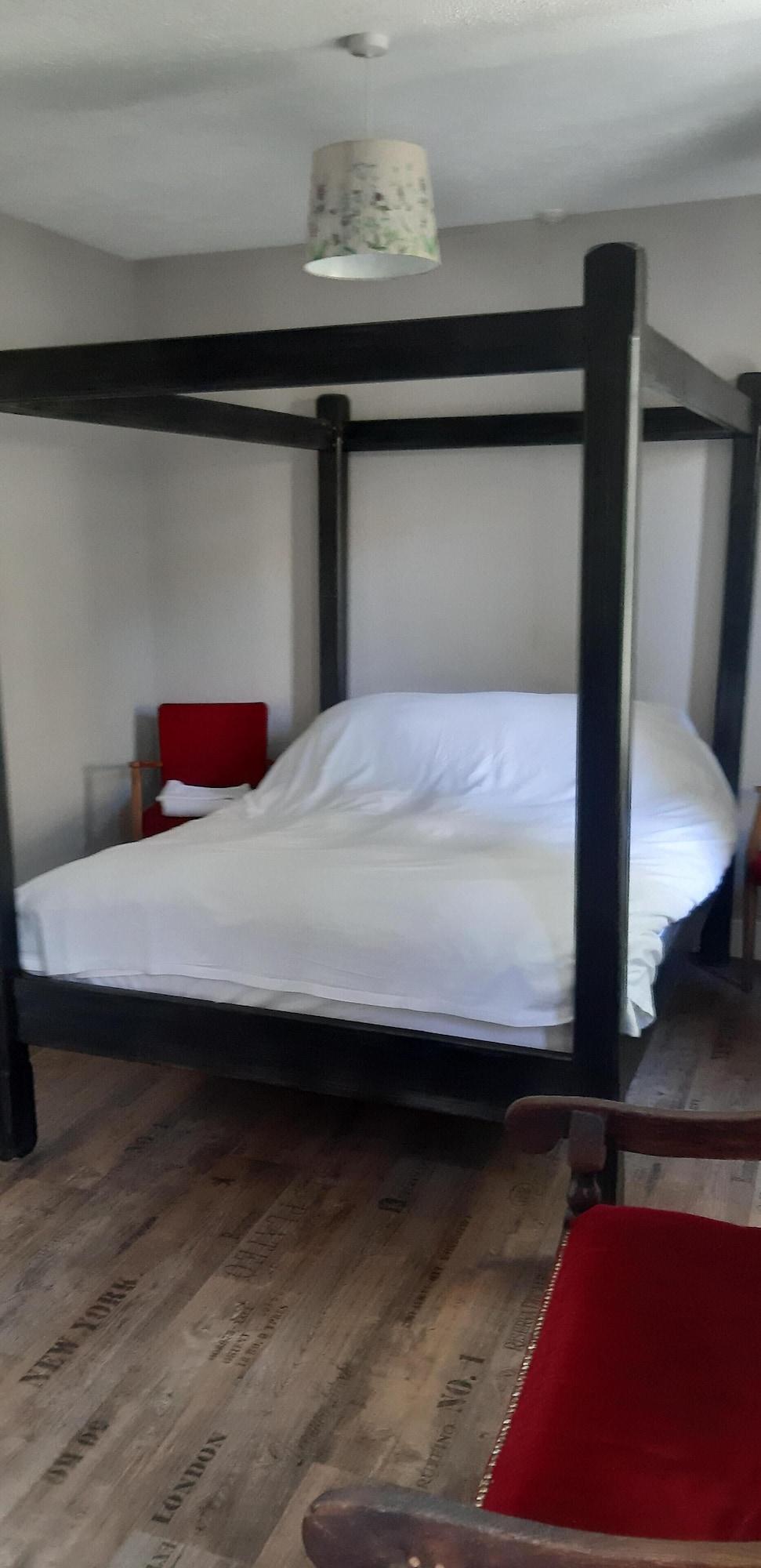 The City Inn Труро Екстериор снимка