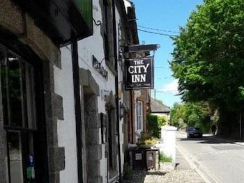 The City Inn Труро Екстериор снимка